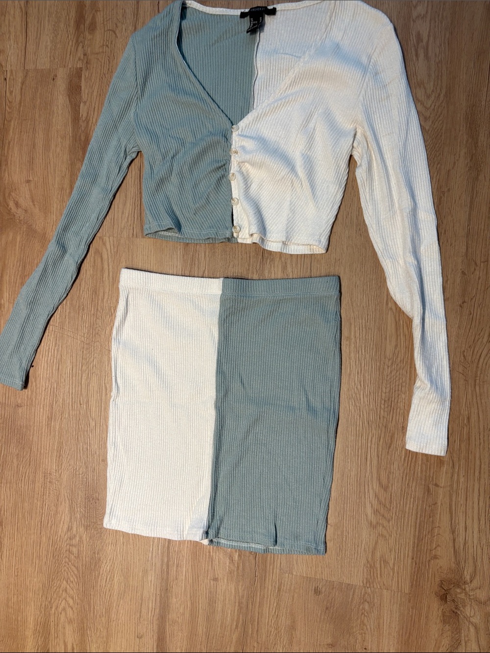 Forever 21 Two-Tone Blue and White Ribbed Skirt Set